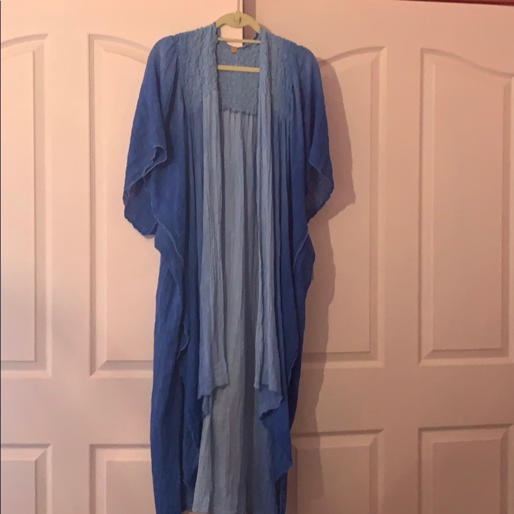 FREE PEOPLE BEACH COVER UP .